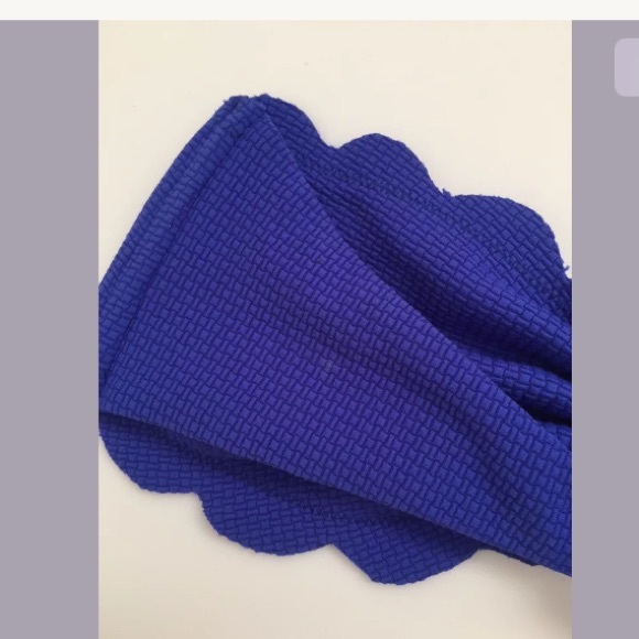 NWT Marysia Scalloped Blue Bikini Top - Picture 4 of 8